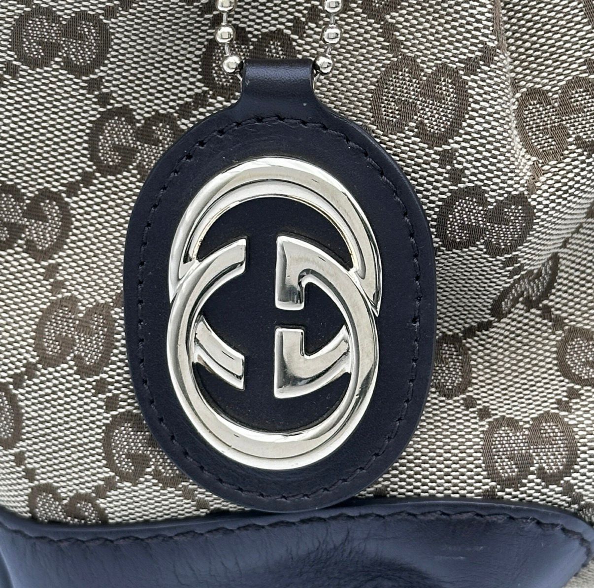 Gucci GG shoulder bag