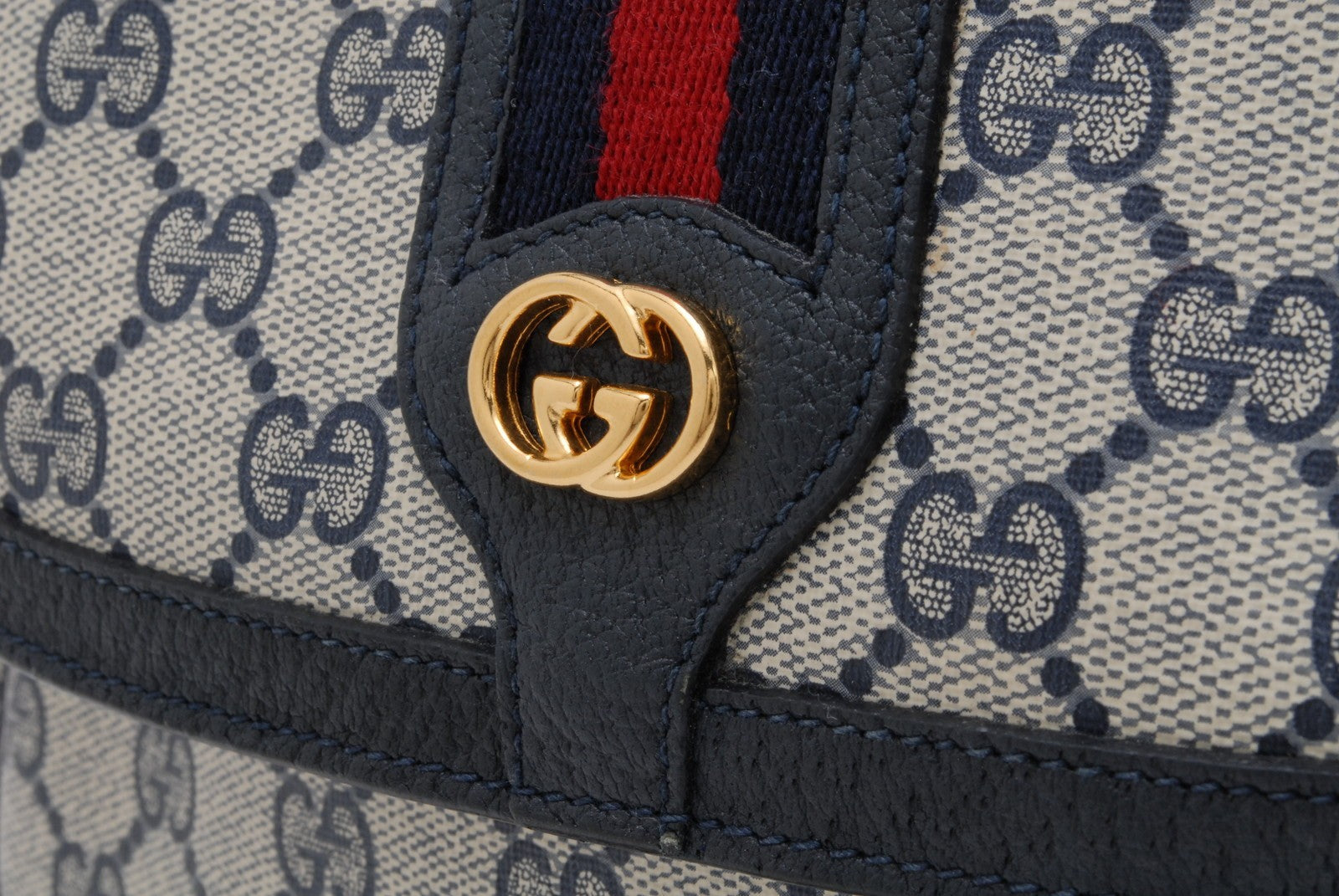 Gucci GG Supreme Shoulder Bag - Navy Blue, Canvas
