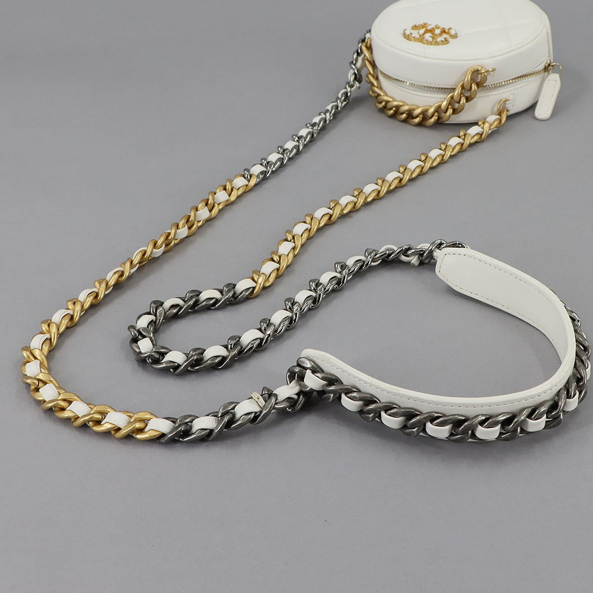 CHANEL 19 Round Clutch Chain Shoulder Bag - White, Leather