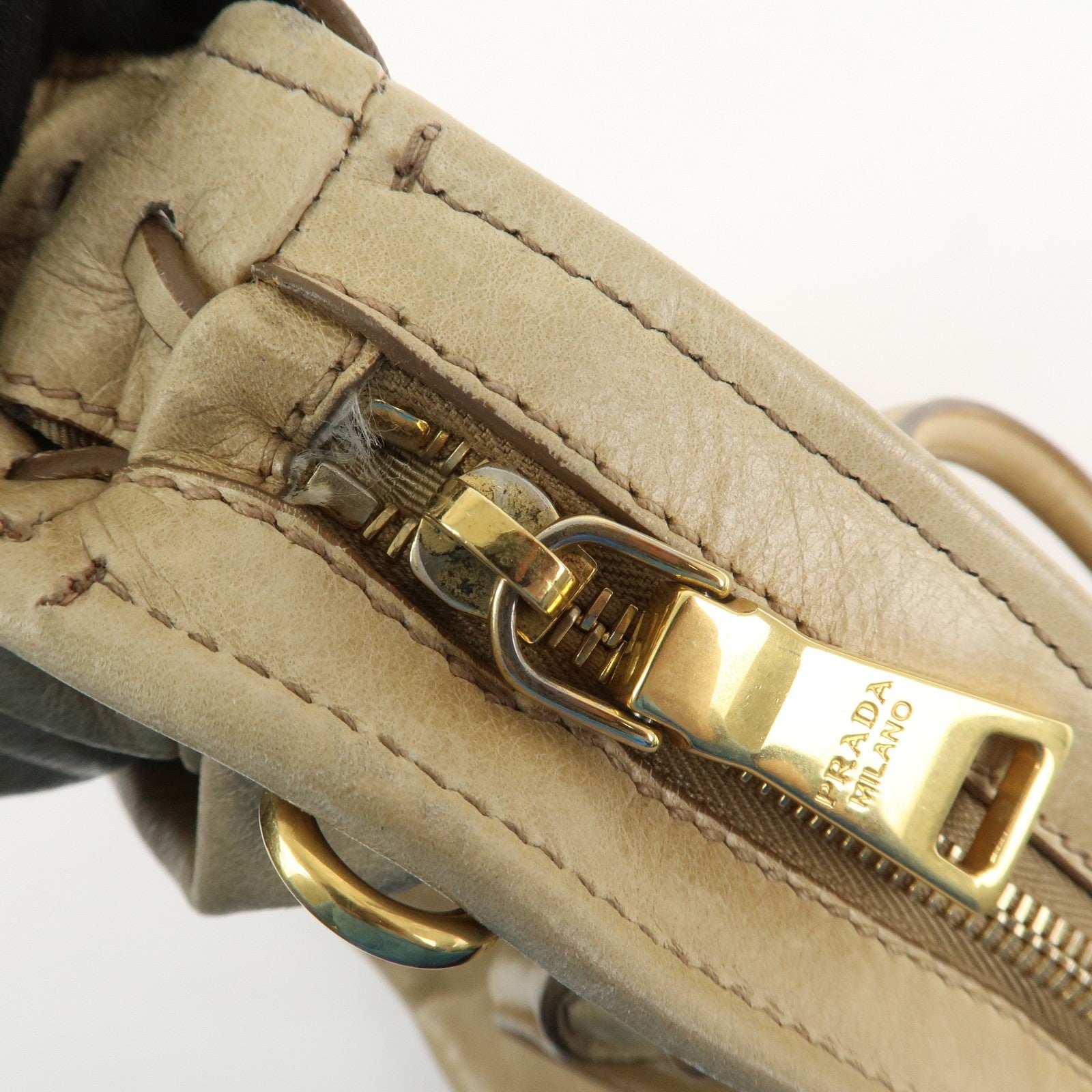 Prada Vitelloshine Handbag - Beige, Leather 