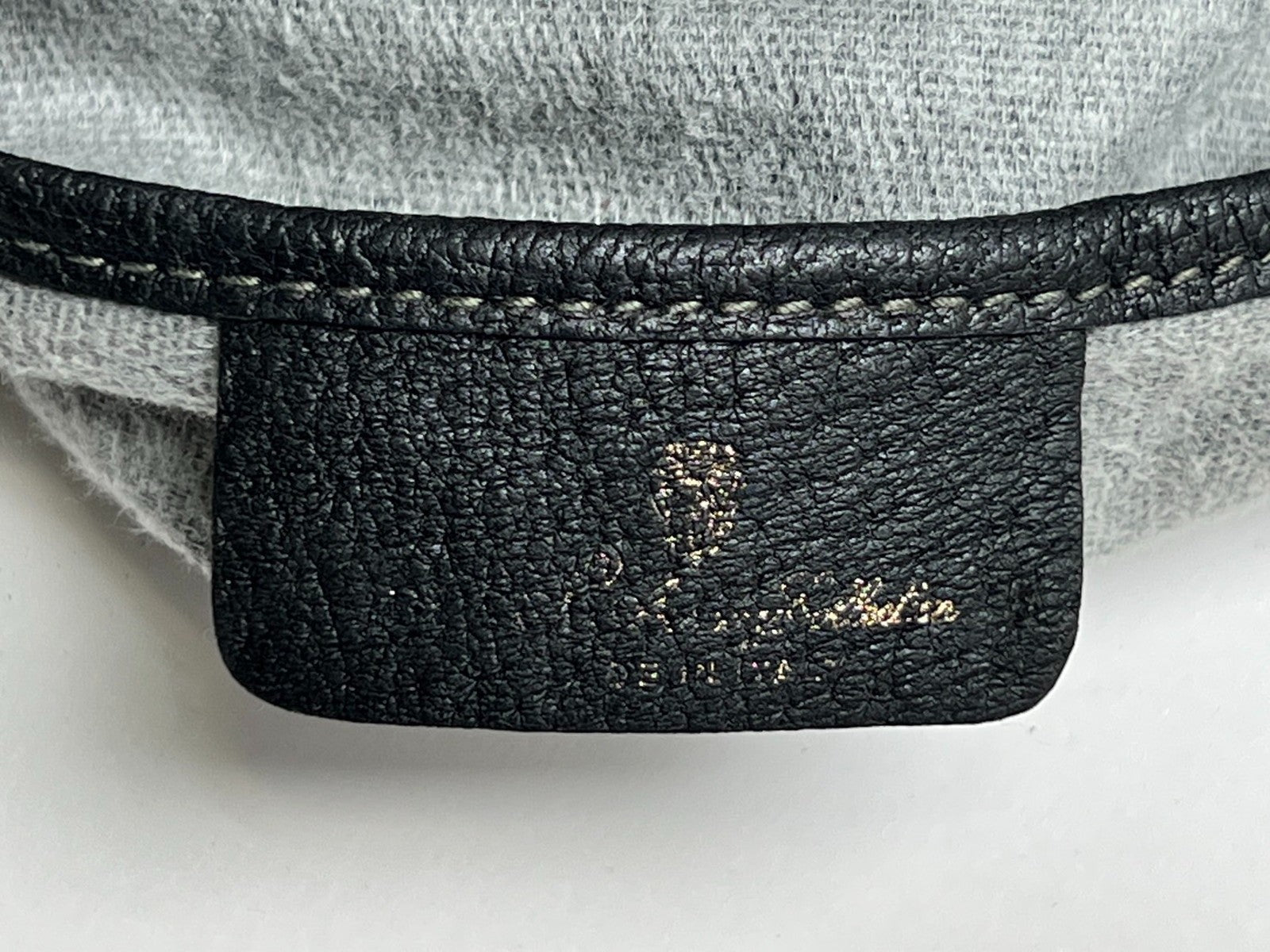 Gucci Sherry Line GG Shoulder Bag - Black, Leather