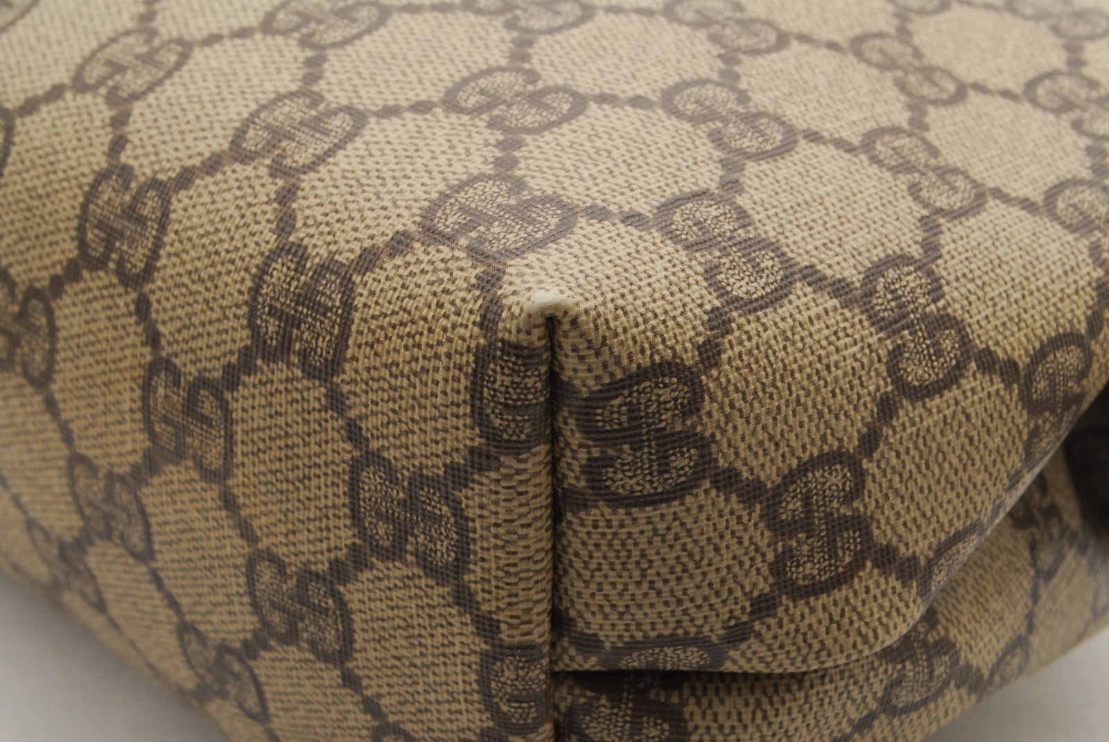 Gucci Pouch Clutch Bag - Brown, Leather