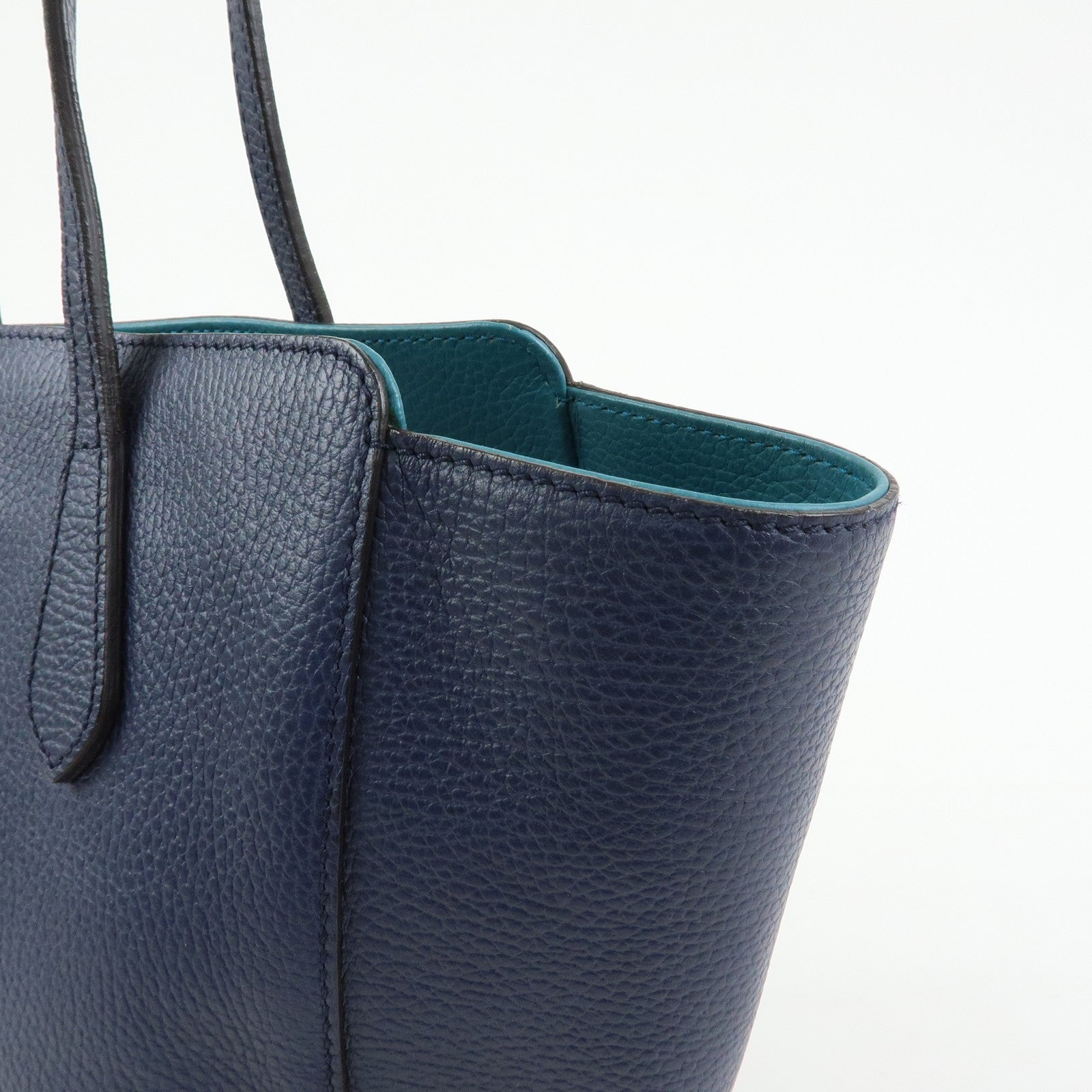 Gucci Tote Bag - Navy, Leather