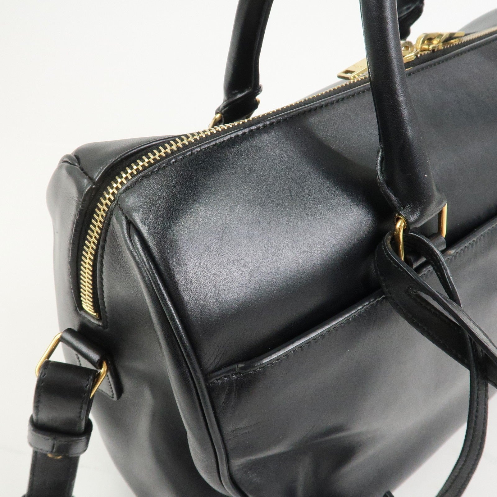 Saint Laurent Hand Bag - Black, Leather 