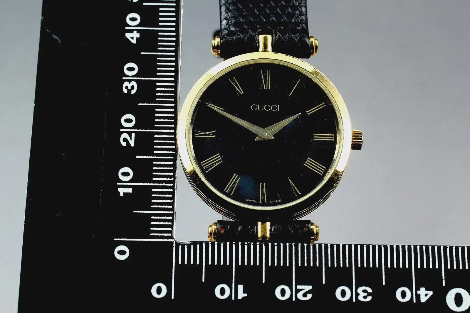 Gucci Man 2000M Wristwatch - Black, Leather 
