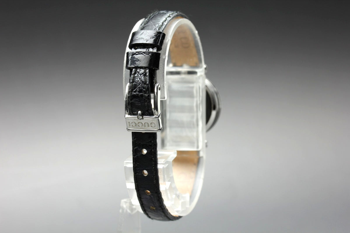 Gucci 2040L Watch - Black and Silver, Stainless Steel and Leather