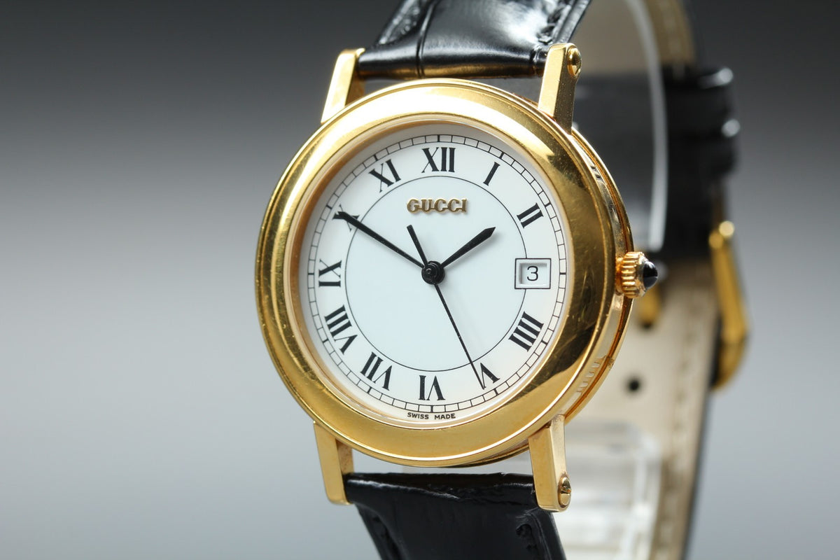 Gucci 7200M Wristwatch - White, Stainless Steel
