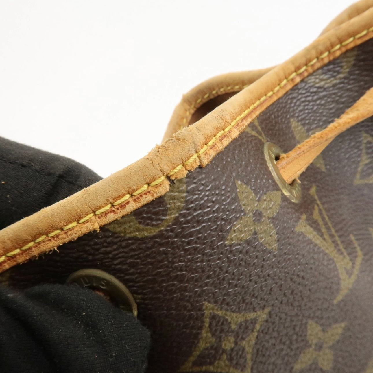 Louis Vuitton Monogram Petit Noe