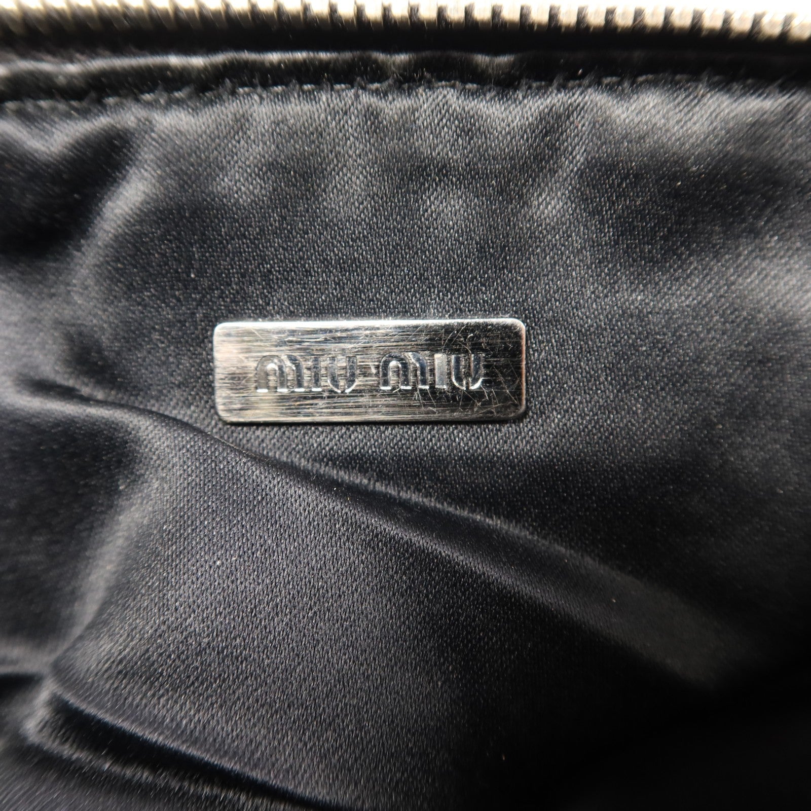 Miu Miu SHW ​​Pouch - Black, Calfskin Leather 