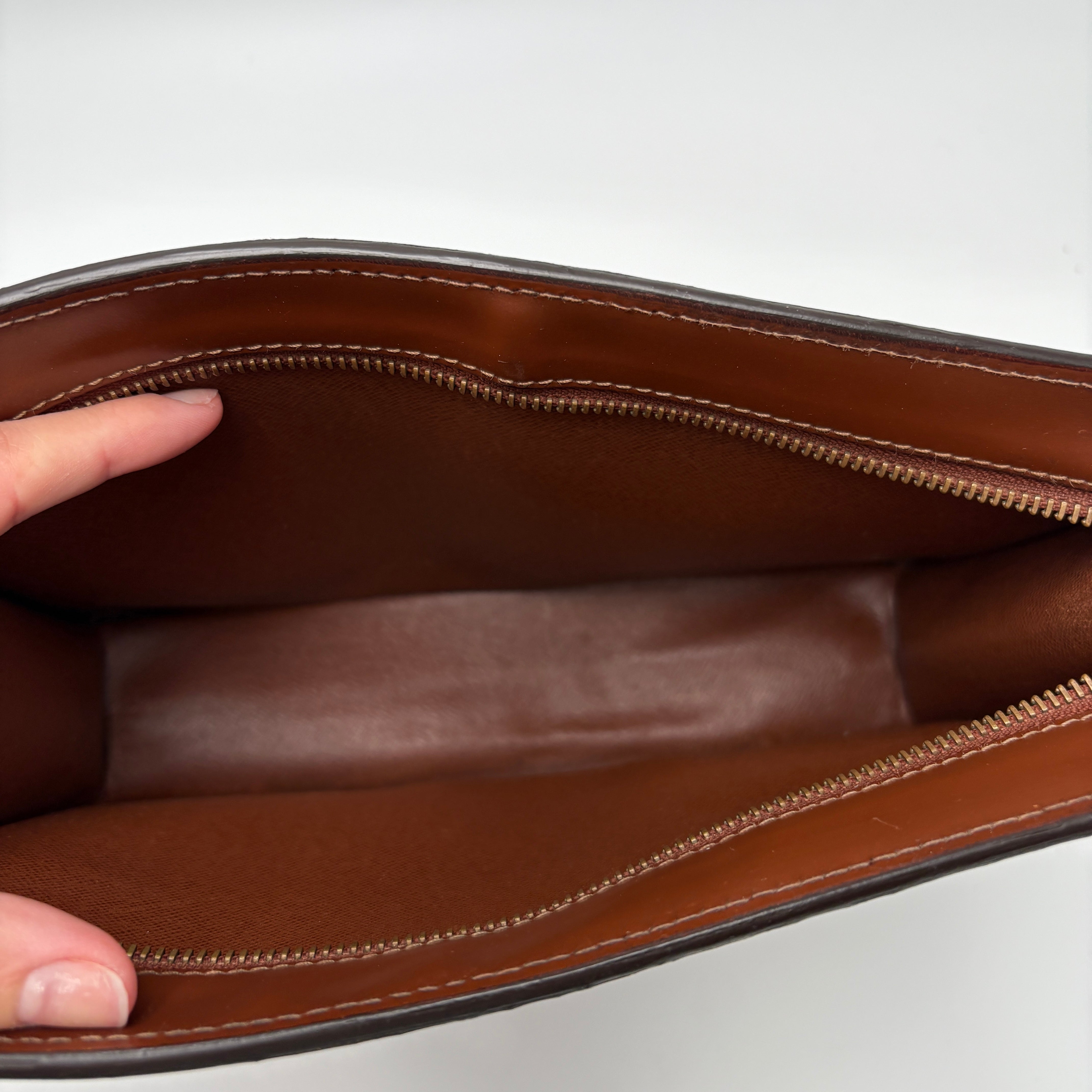 Louis Vuitton Homme clutch