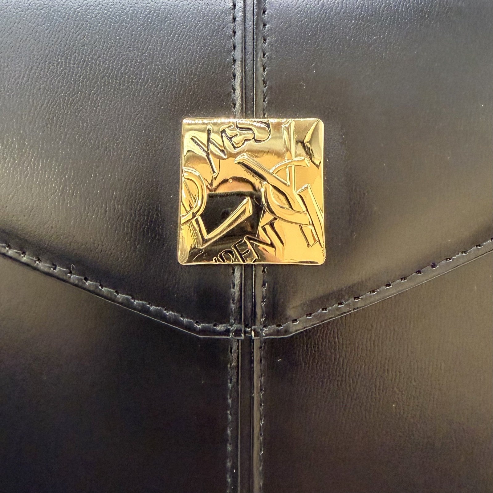 Saint Laurent Shoulder Hand Bag - Leather