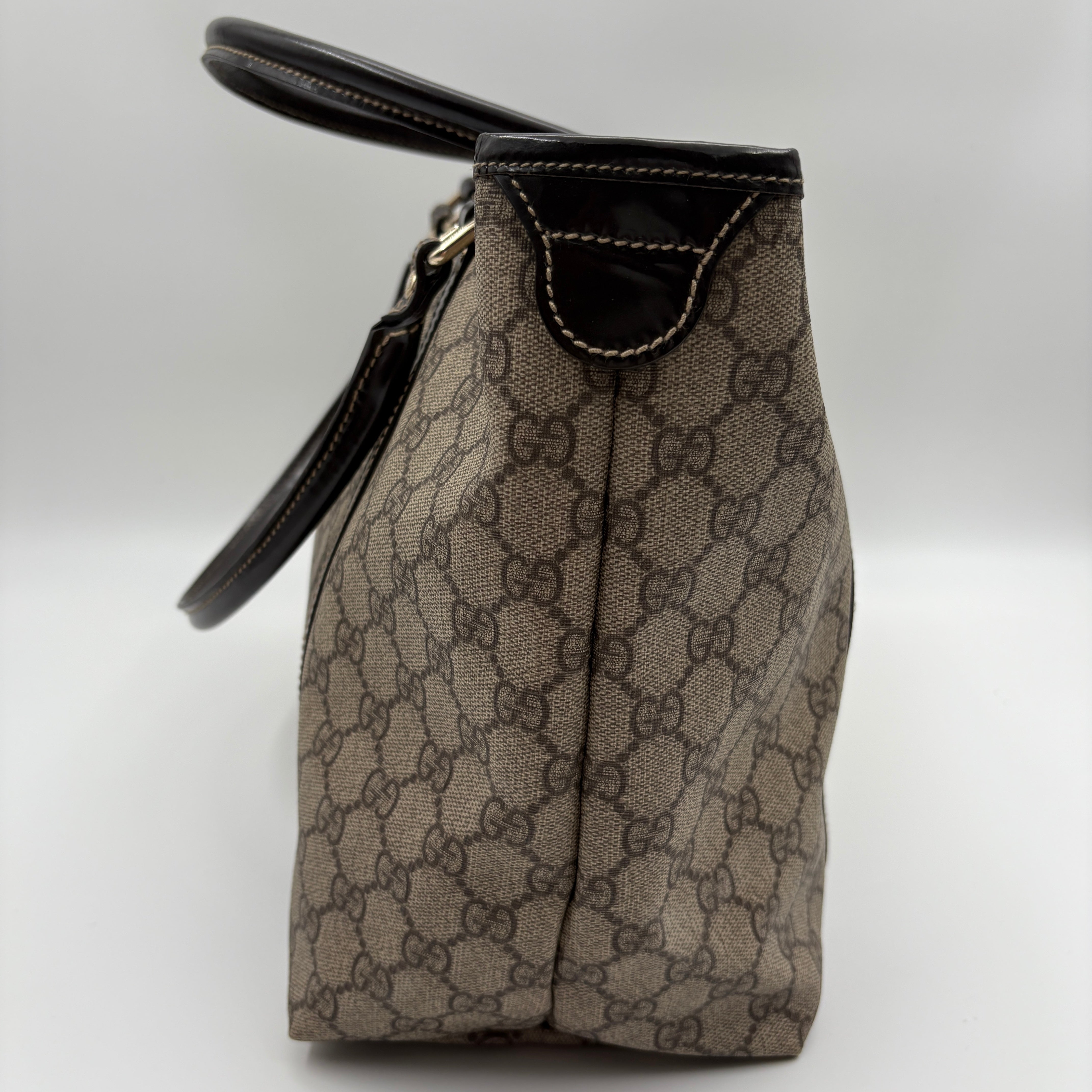 Gucci GG Supreme Bag Tote Bag