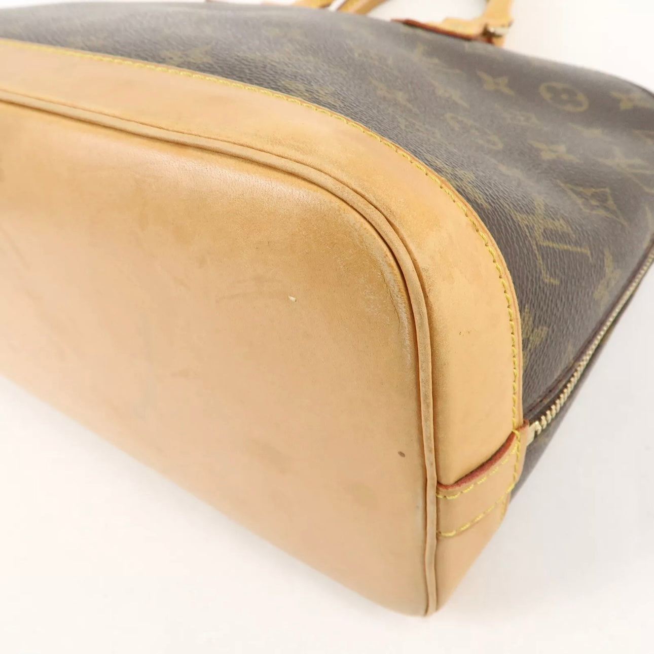Louis Vuitton Alma