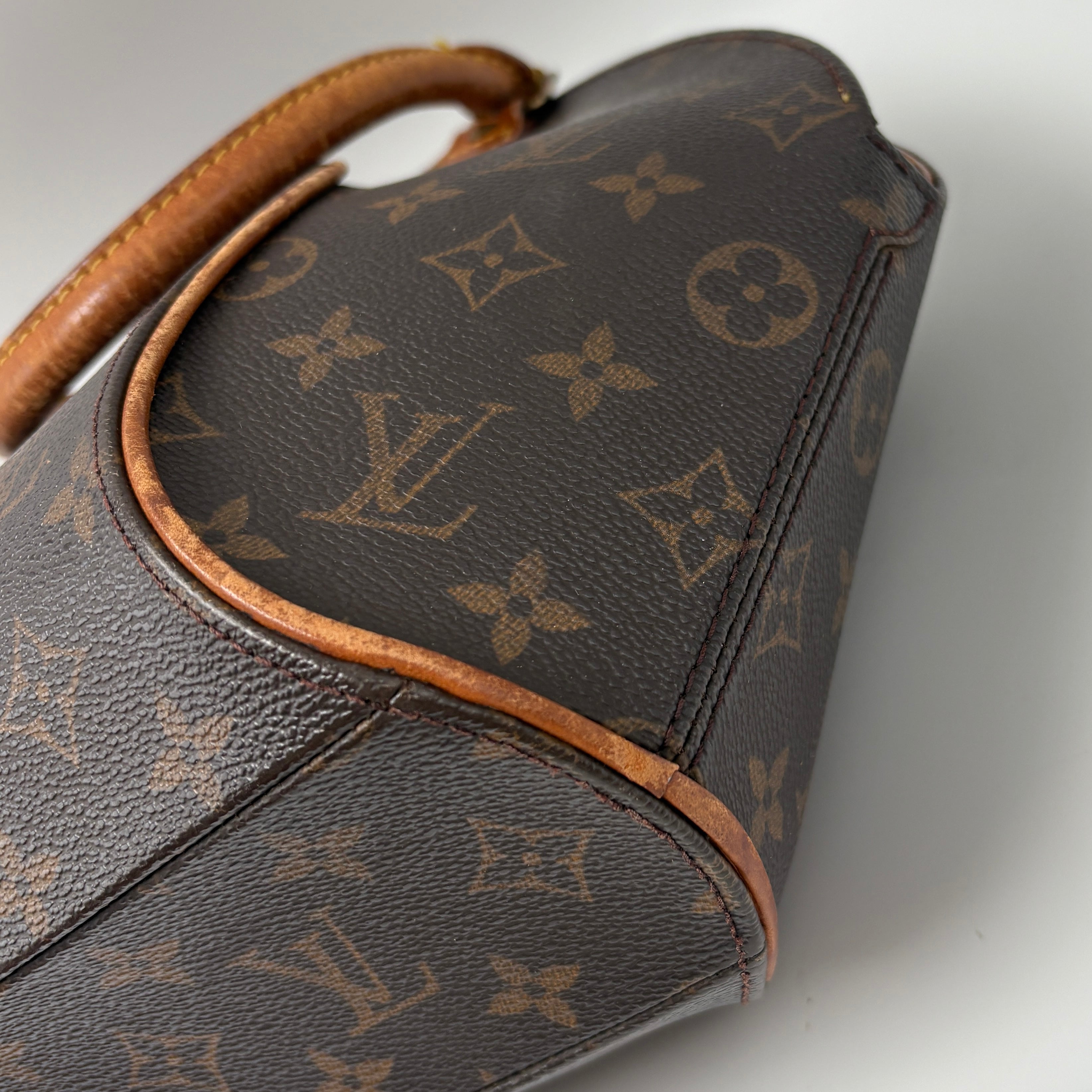 Louis Vuitton Ellipse PM Hand Bag