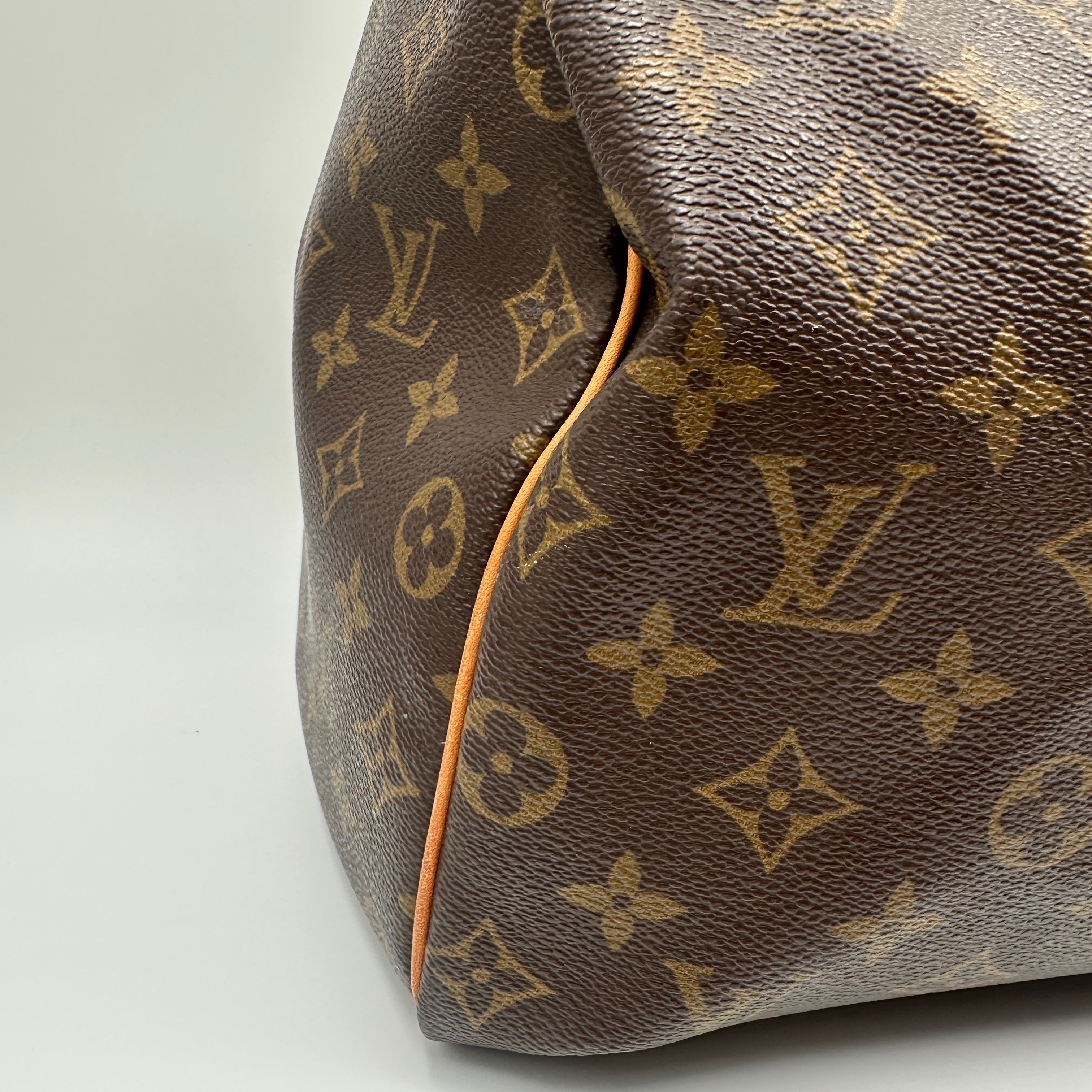 Louis Vuitton Speedy 40