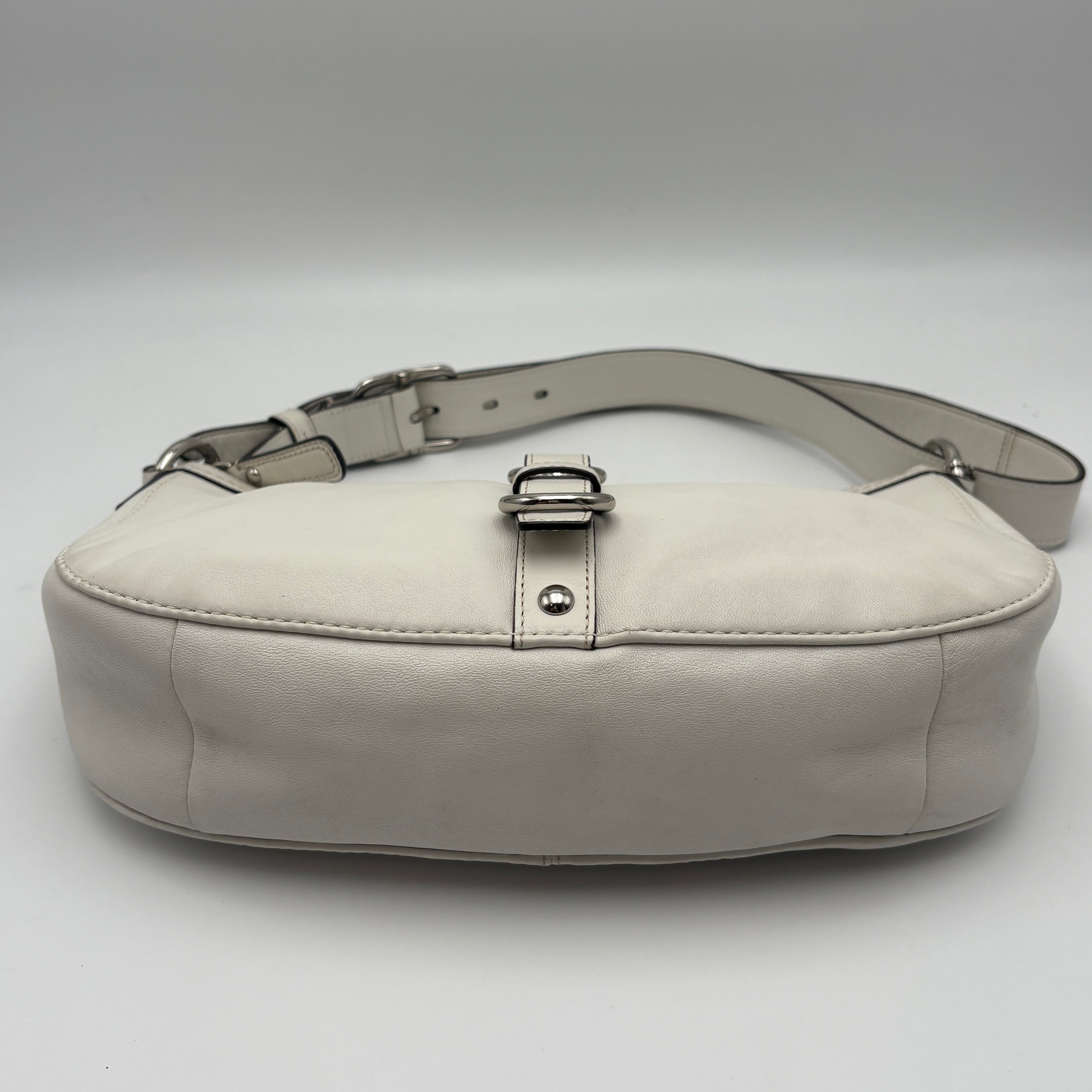 COACH Croissant leather Shoulder bag