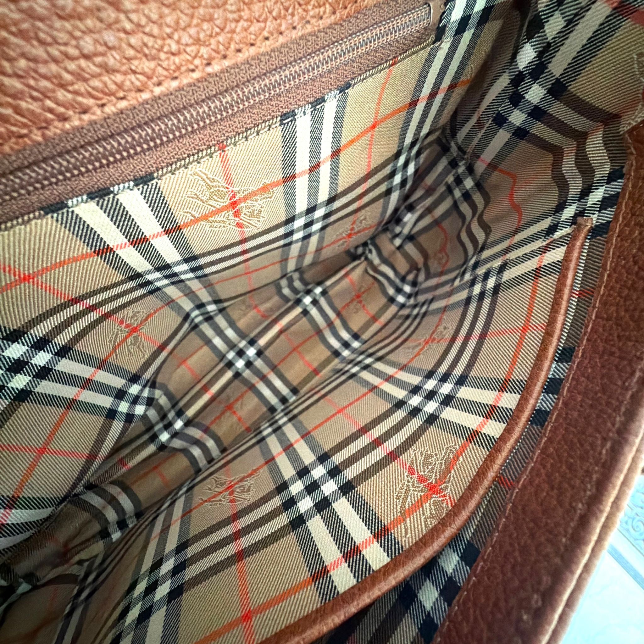 Burberry top Handel vintage bag