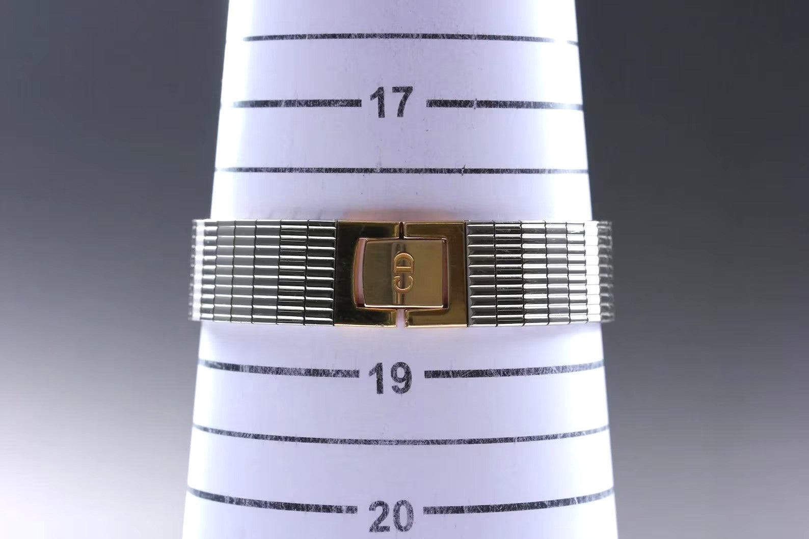 Christian Dior 3026 Wristwatch - Gold, Stainless Steel