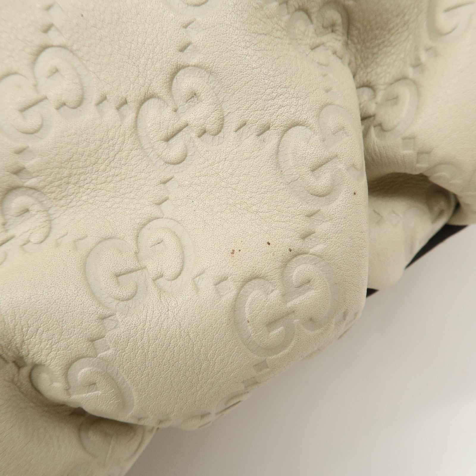 Gucci Shoulder Bag - Ivory, Leather