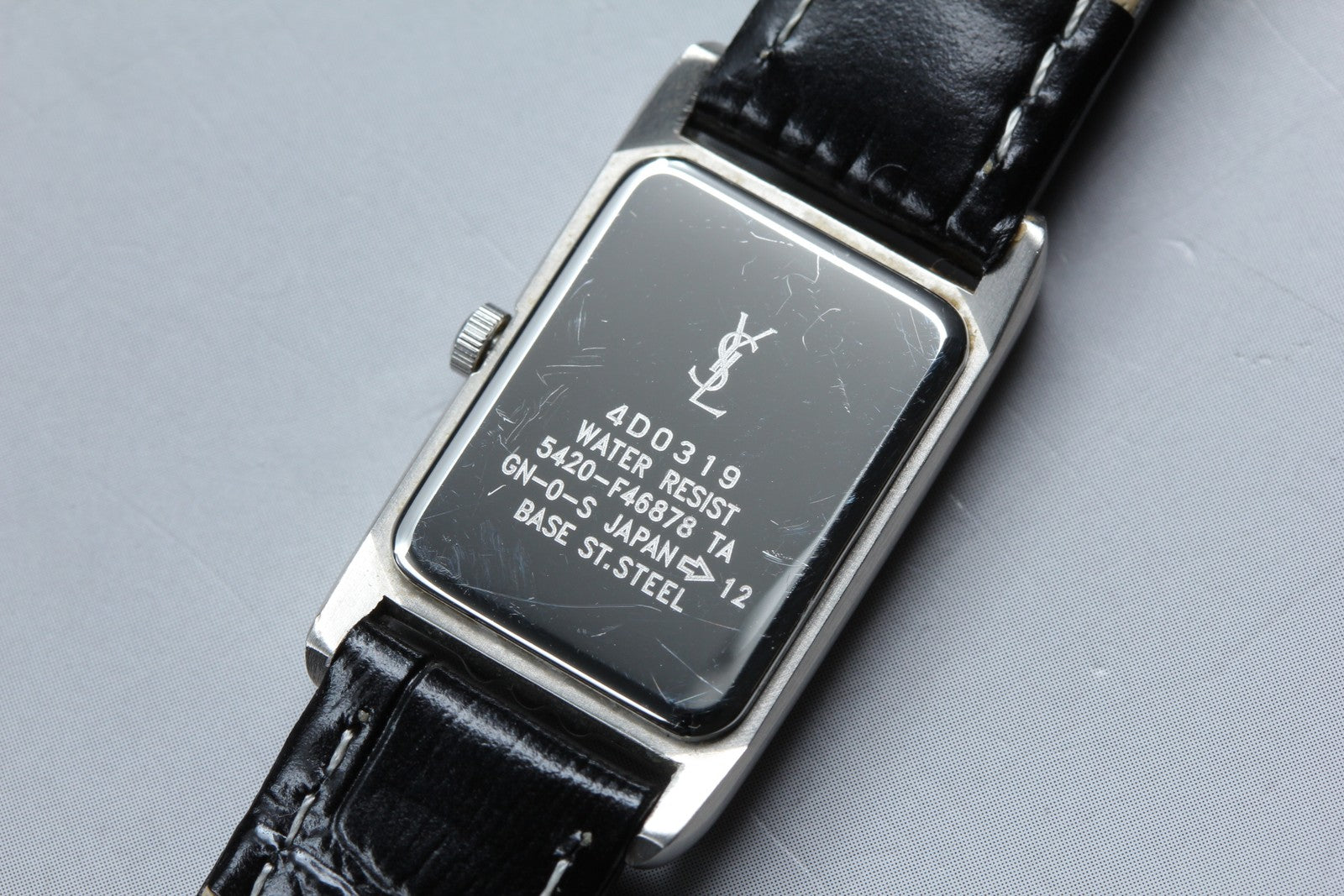 Yves Saint Laurent 5420-F46878 Wristwatch - White, Stainless Steel