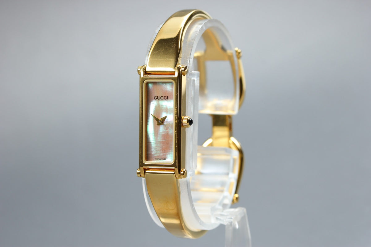 Gucci 1500 Wristwatch - Gold, Stainless Steel