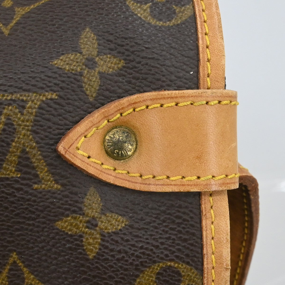 Louis Vuitton Saumur 35 Shoulder Bag - Brown, Monogram Canvas, Leather