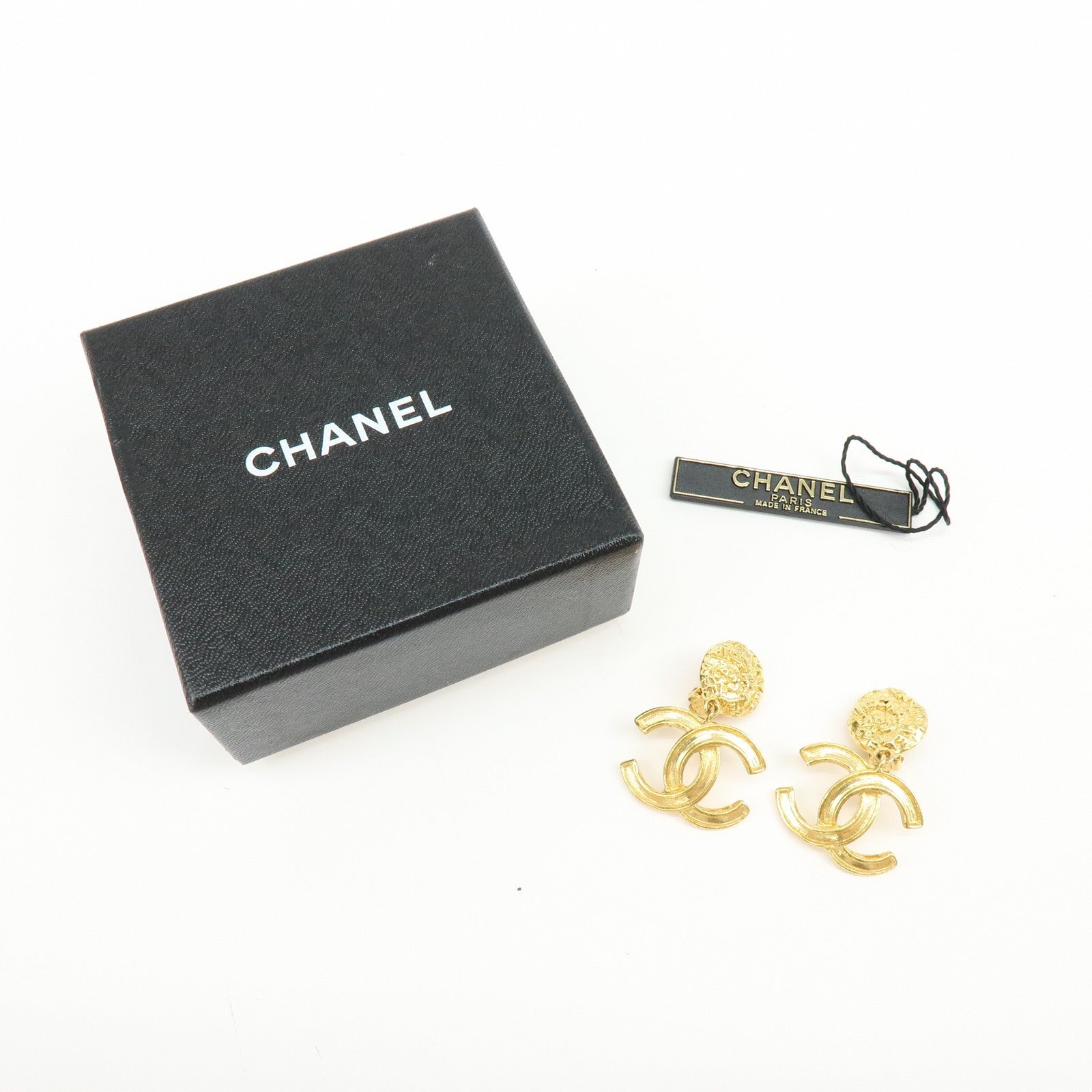 Chanel COCO Mark Plated Hammered Earrings - Gold, Plated