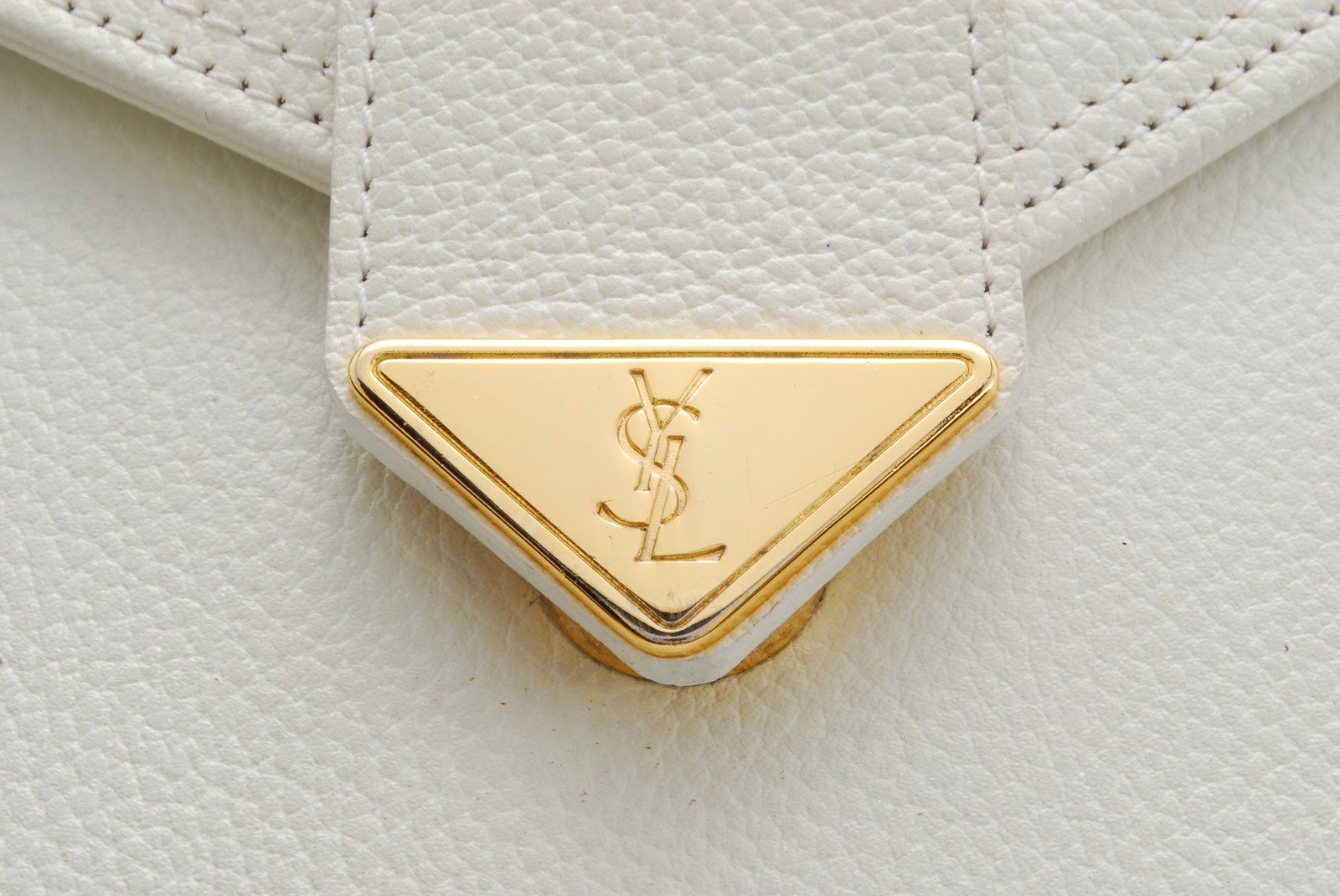 Saint Laurent Yves Saint Laurent Clutch - White, Leather