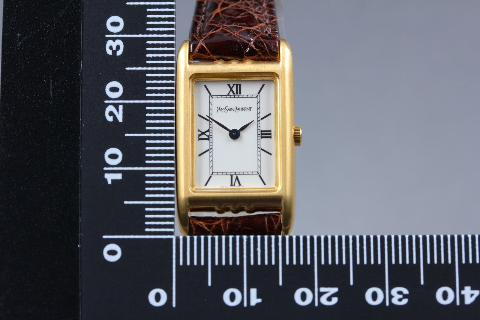 Yves Saint Laurent 5420-F46860 Women's Watch - White, Leather