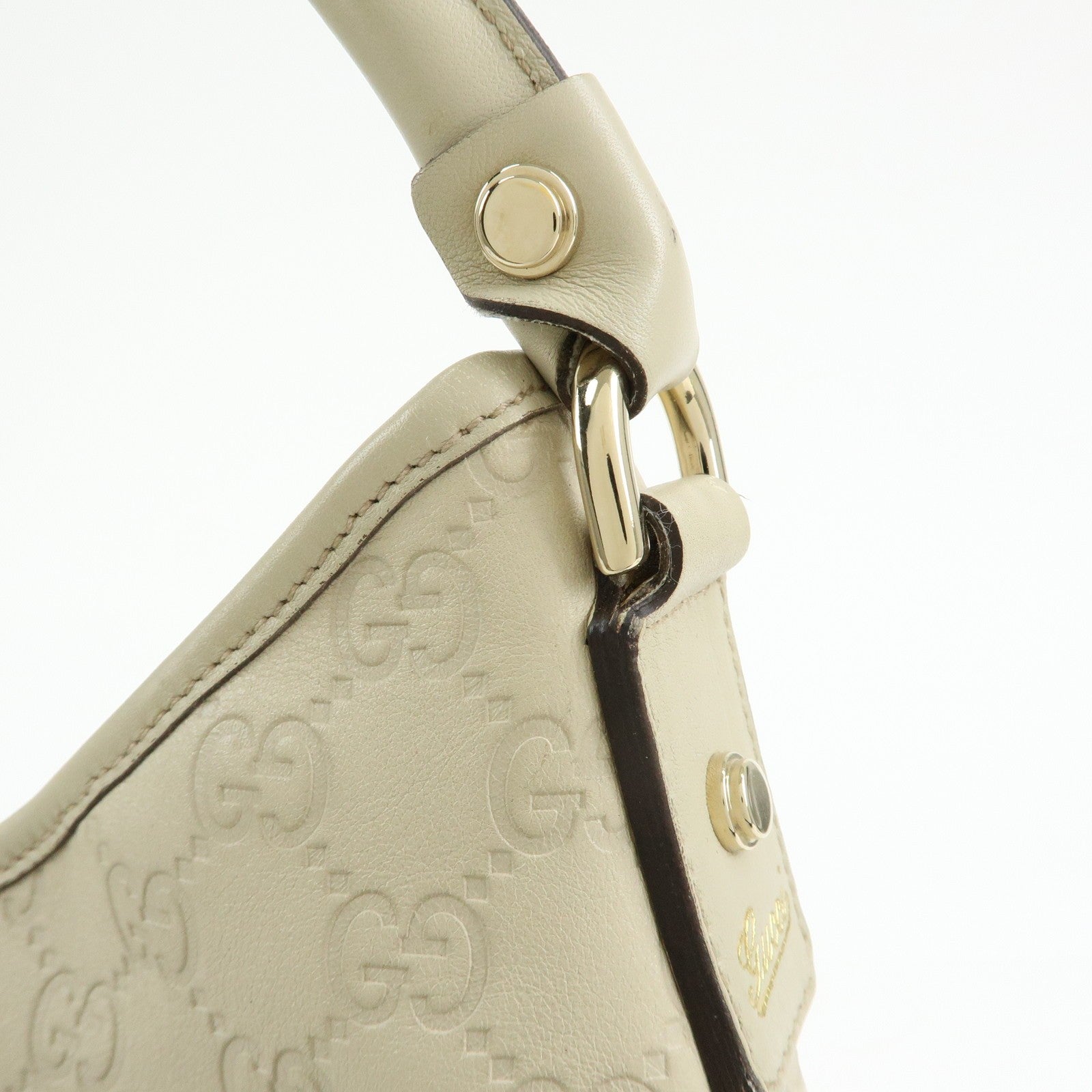 Gucci Abbey Guccissima Shoulder Bag - White, Leather 