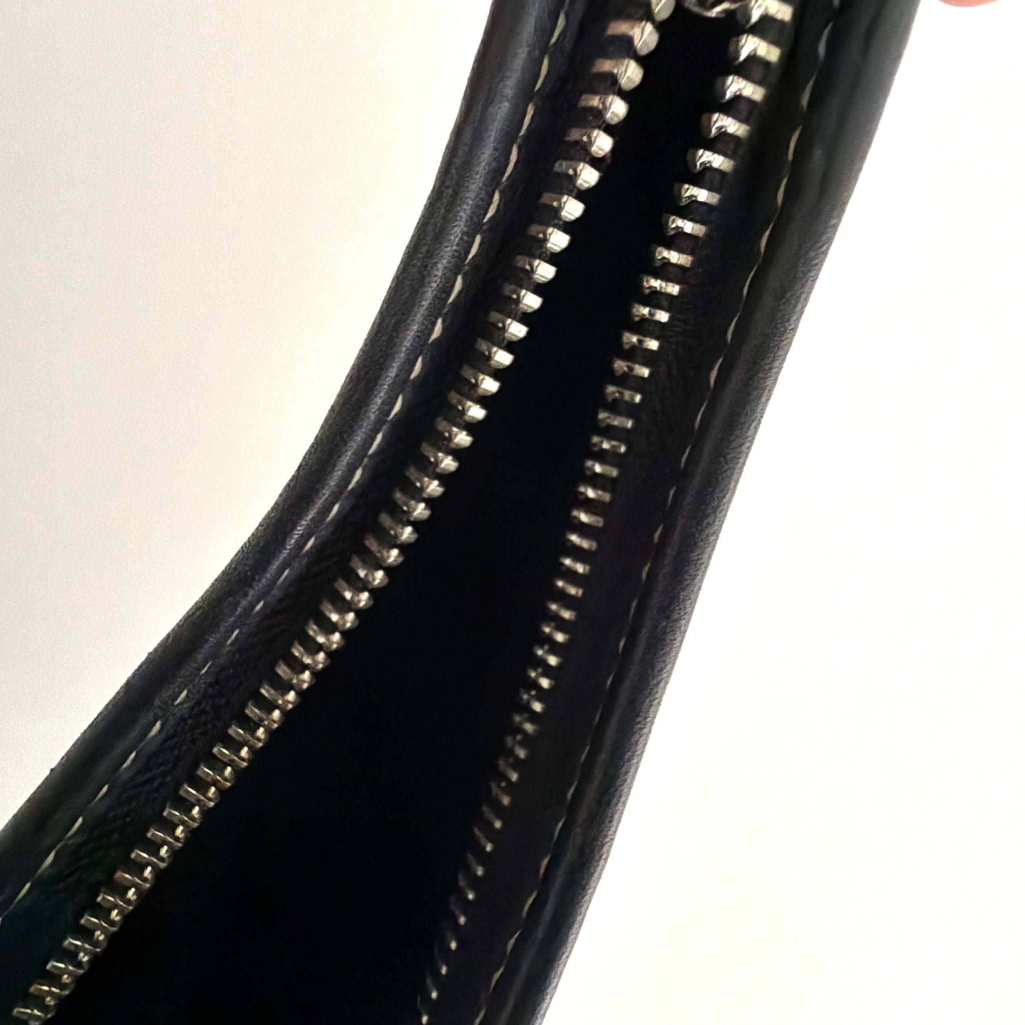 Coach Signature Black Shoulder Bag