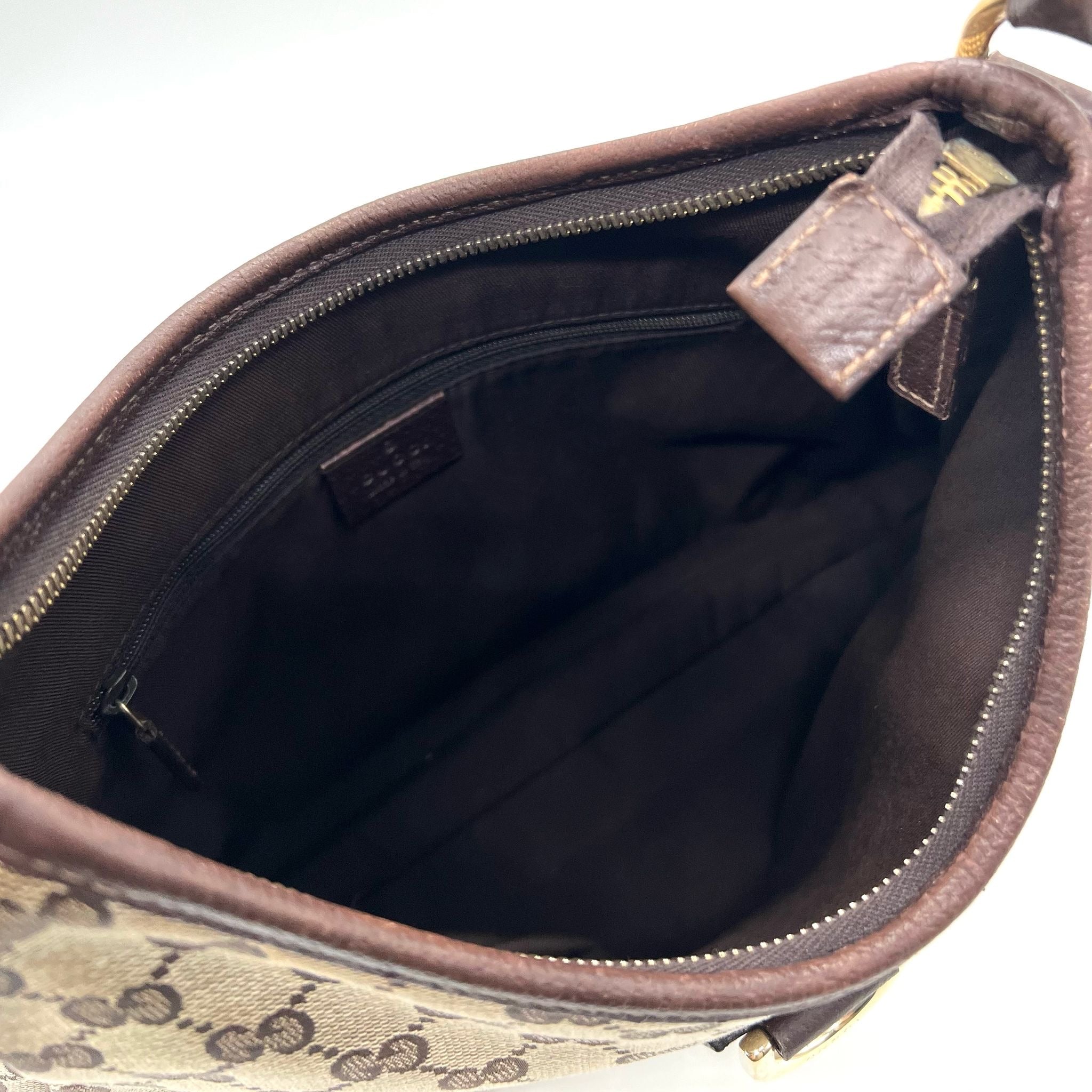 GUCCI ABBEY GG CANVAS LEATHER SHOULDER BAG