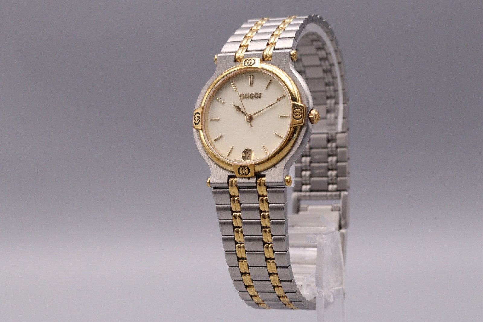 Gucci 9000M Wristwatch - Gold, Silver, Stainless Steel