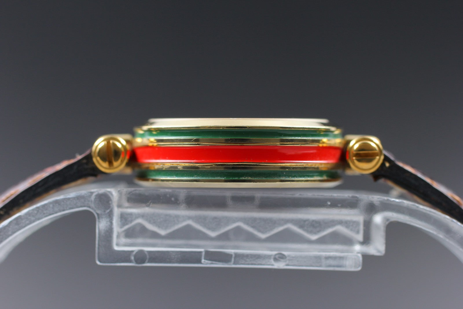 Gucci 2000L Wristwatch - Ivory, Leather