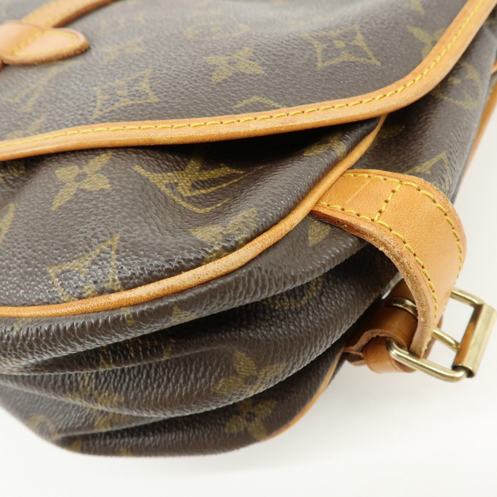 Louis Vuitton Monogram Saumur 30 Canvas Shoulder Bag Brown