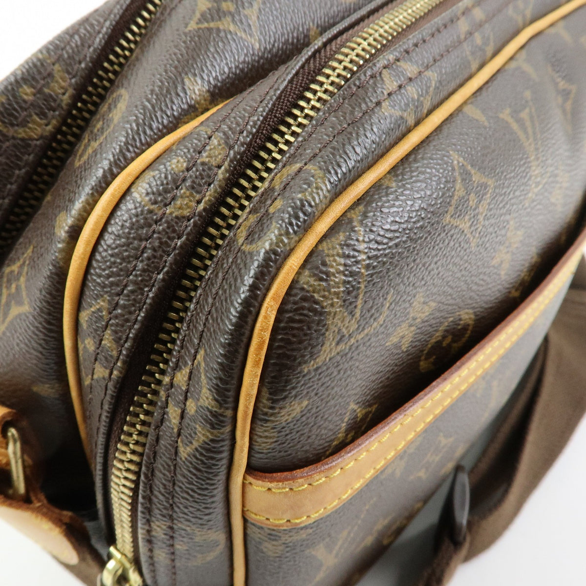 Louis Vuitton Shoulder Crossbody Bag - Brown, Monogram Canvas