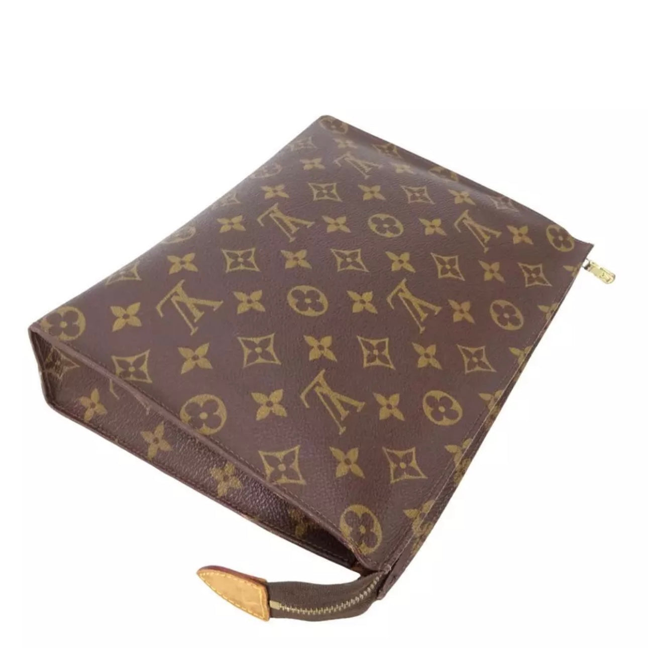 Cosmetic pouch 26