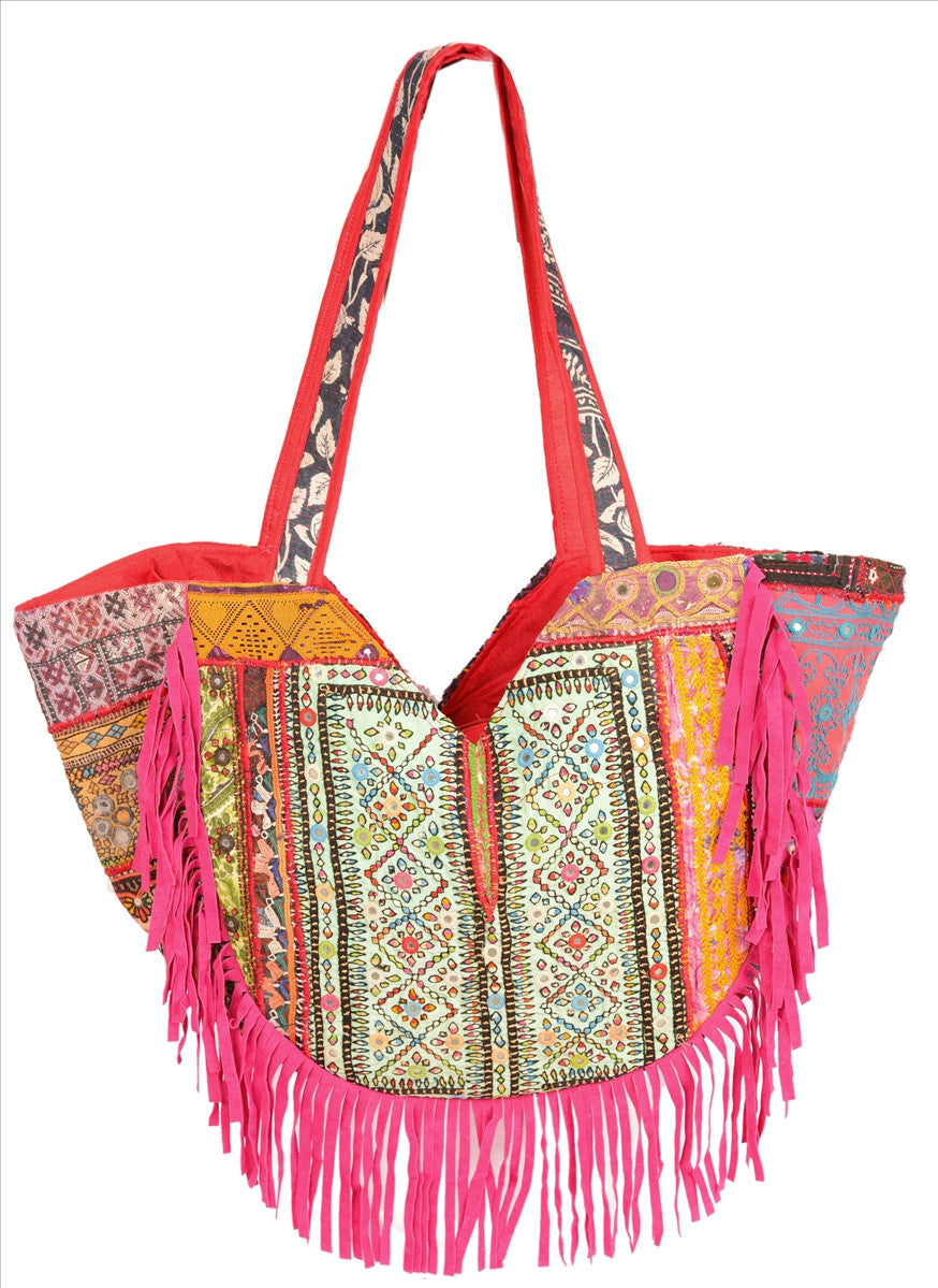 Chanel CC Filigree Chain Shoulder Bag - Beige, Black, Caviarskin Leather