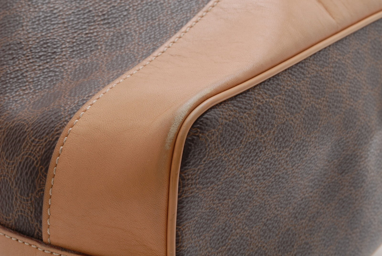Celine Macadam Drawstring Bucket Shoulder Bag - Brown, PVC Leather מגיע עם הארנק!