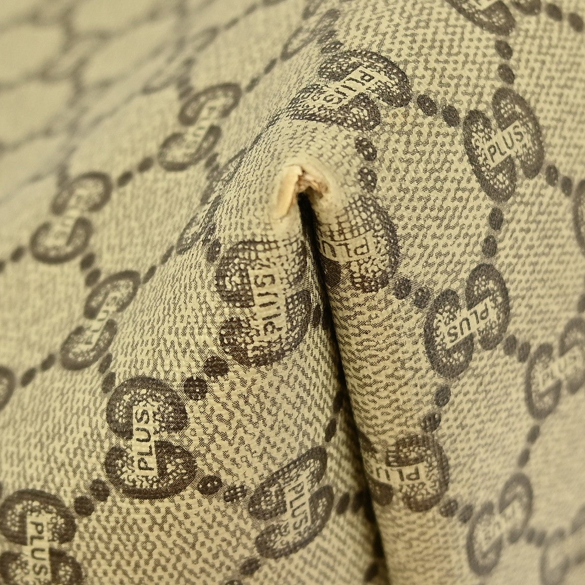 Gucci GG Tote Handbag - Beige, PVC 