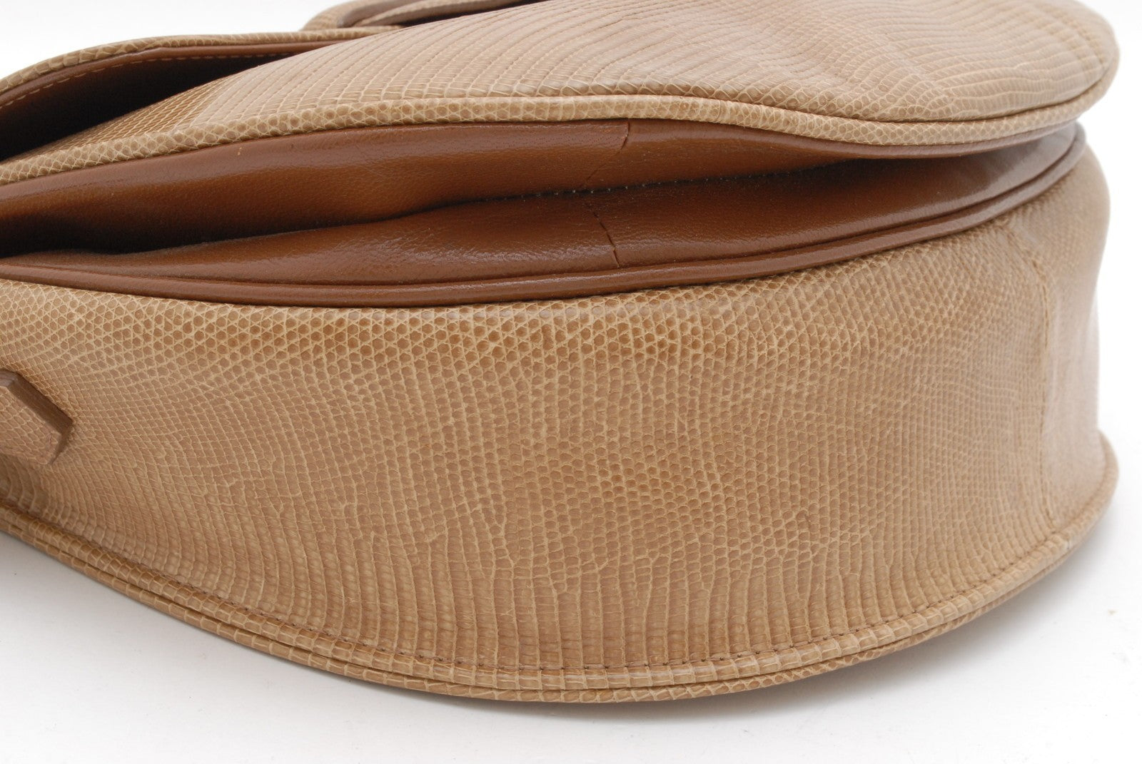 Saint Laurent Yves Saint Laurent Shoulder Bag - Beige, Leather