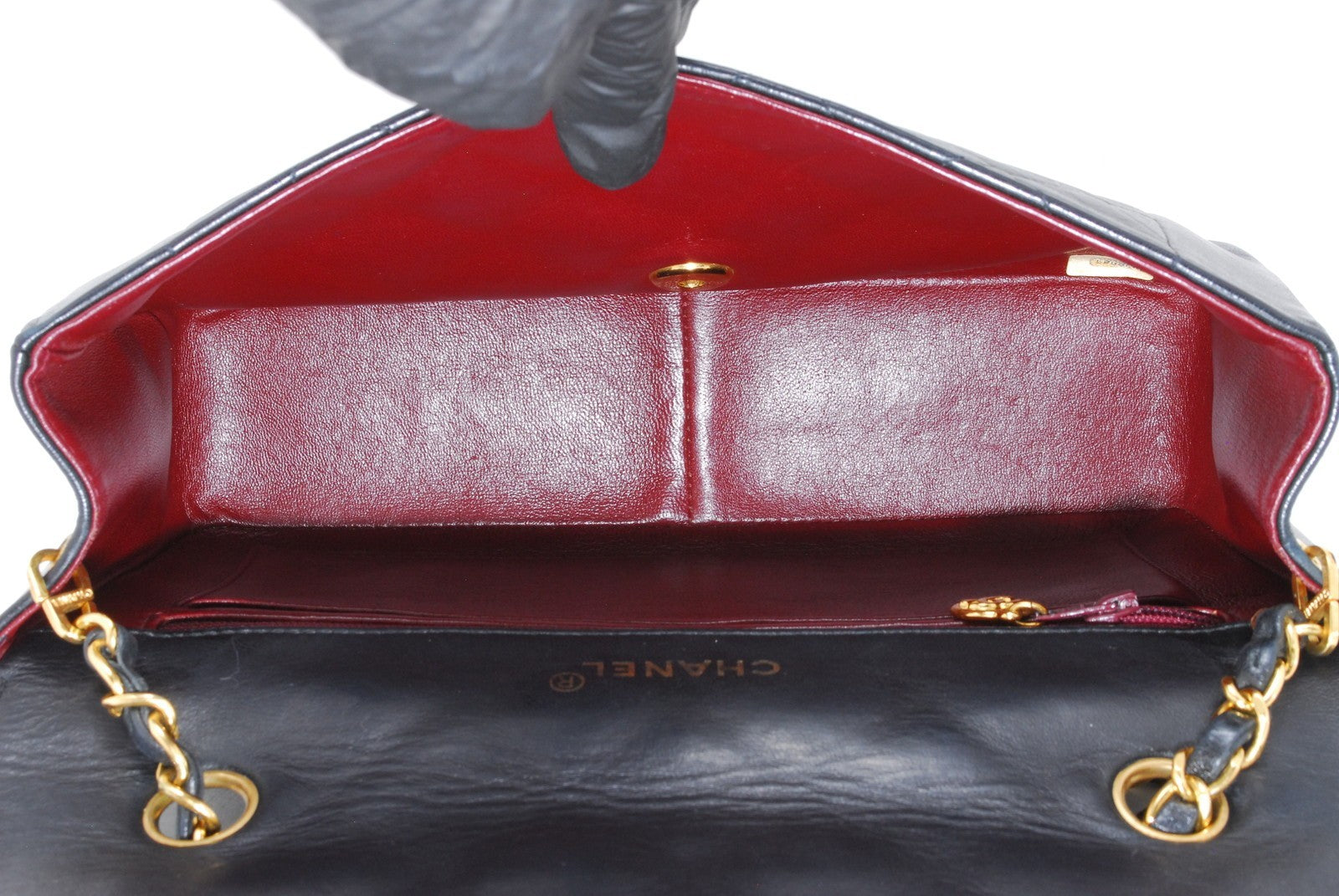 CHANEL Matelasse Chain Shoulder Bag - Dark Navy, Leather