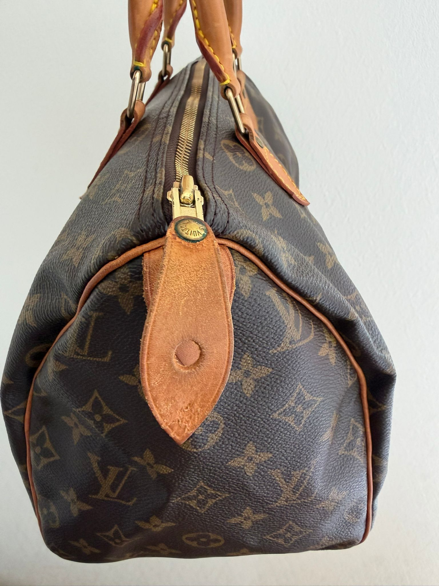 Louis Vuitton Speedy 30