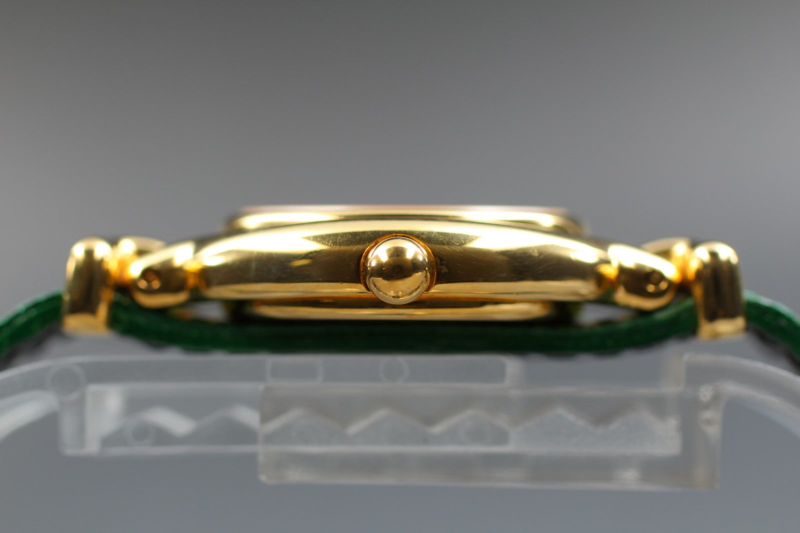 Fendi 640L Wristwatch - Gold, Stainless Steel- מגיע עם כל הרצועות!