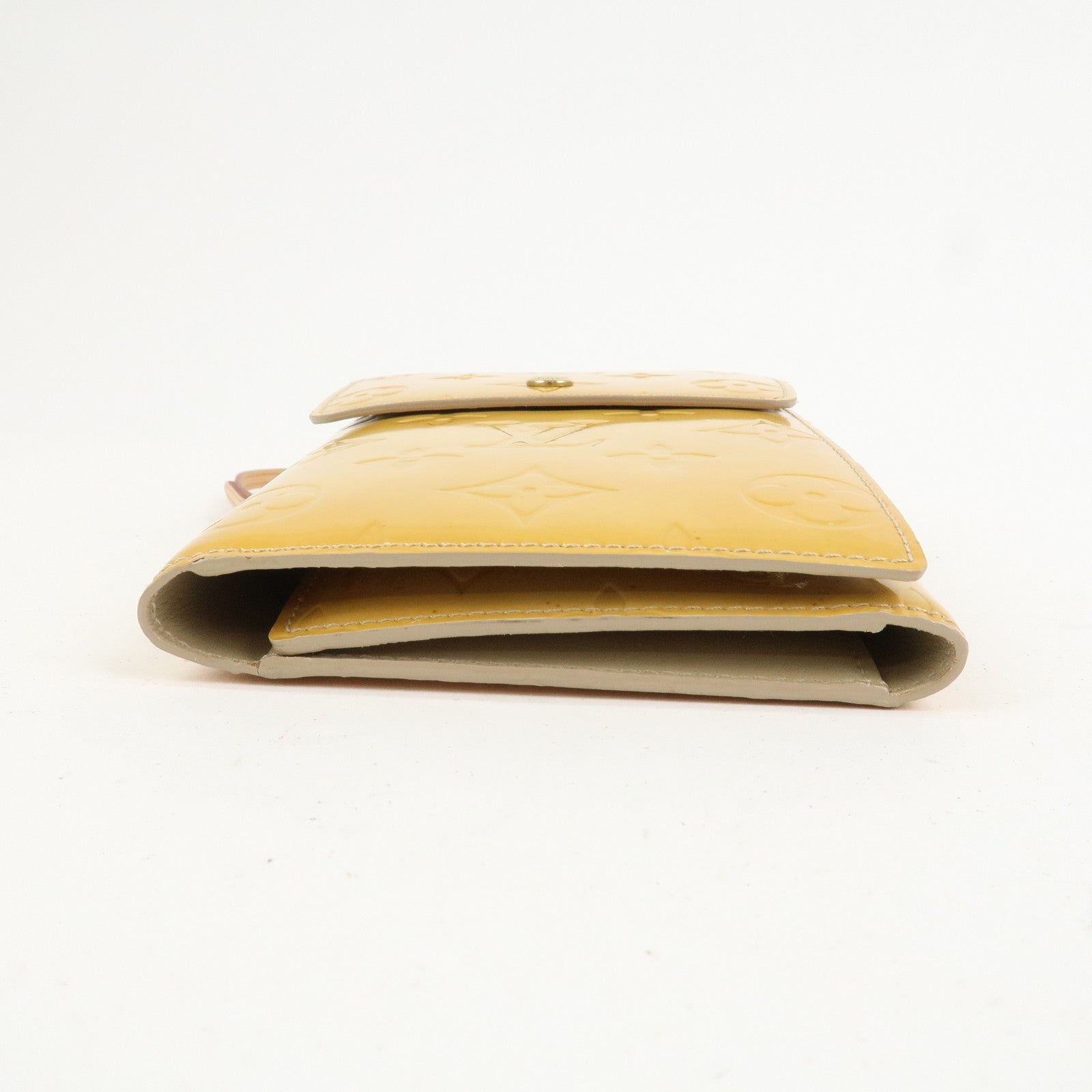 Louis Vuitton Shoulder Bag - Beige, Vernis Leather