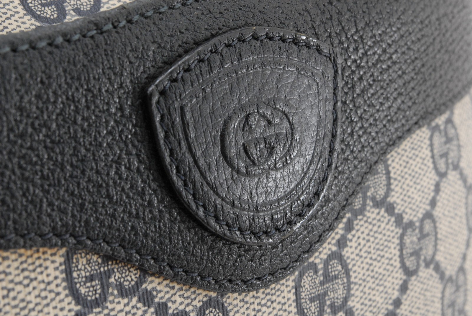 Gucci GG Bucket Bag Shoulder Bag - Navy Blue, Canvas and Leather