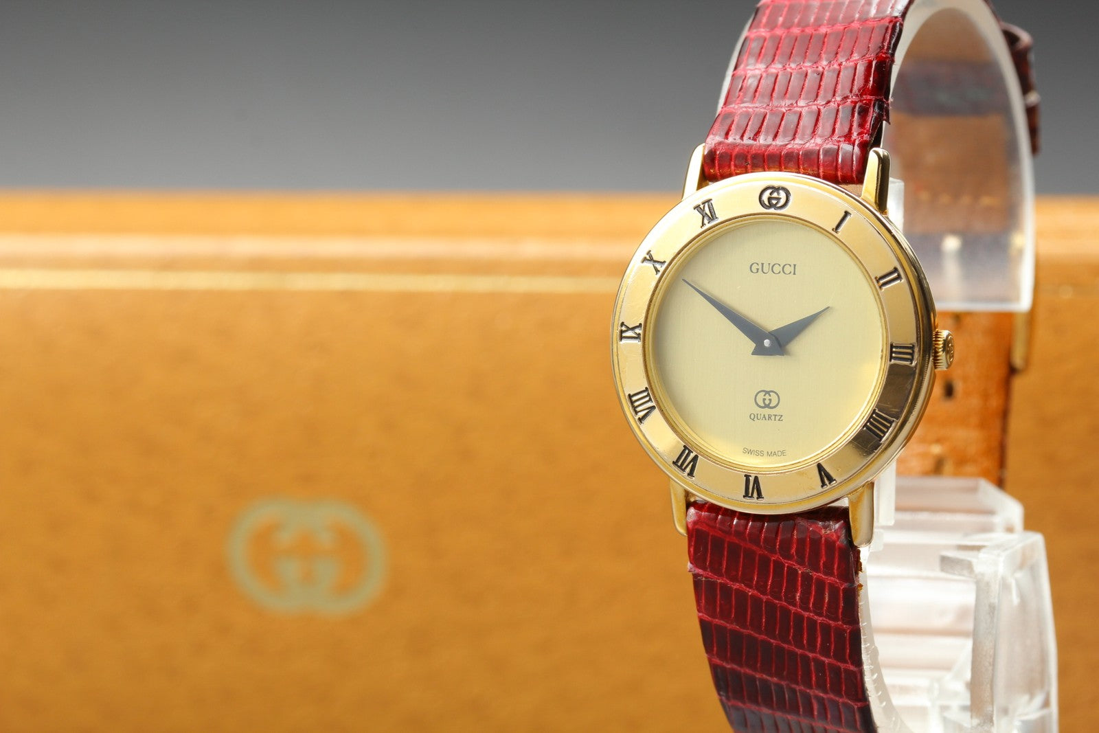 Gucci 3001L Watch - Gold, Stainless Steel