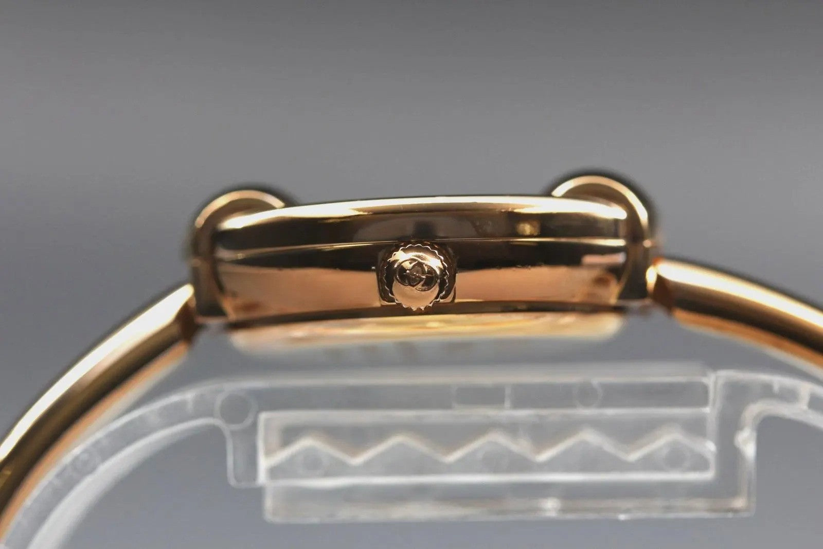 Gucci 1400L Wristwatch - Gold, Stainless Steel