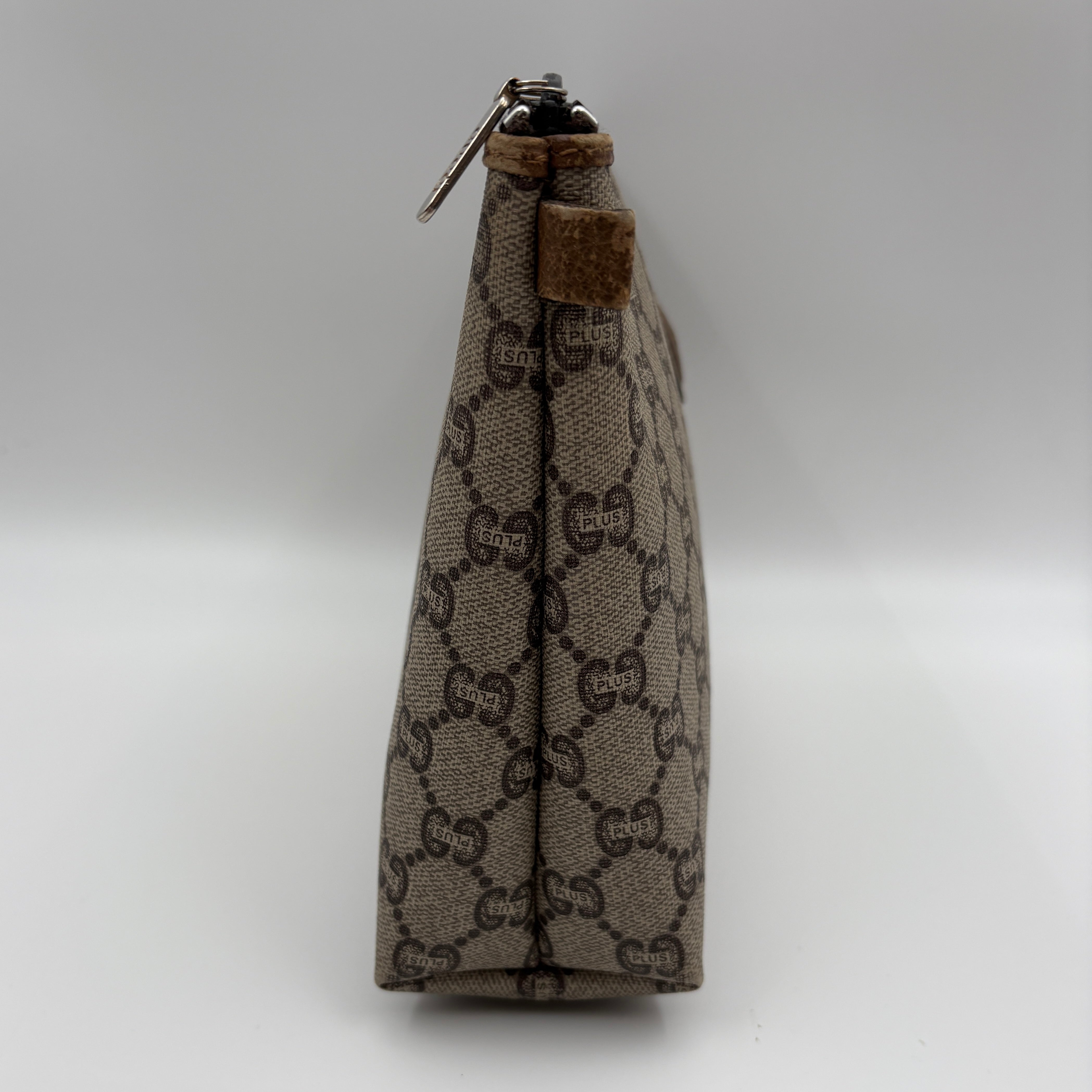 Gucci Clutch Bag GG Plus