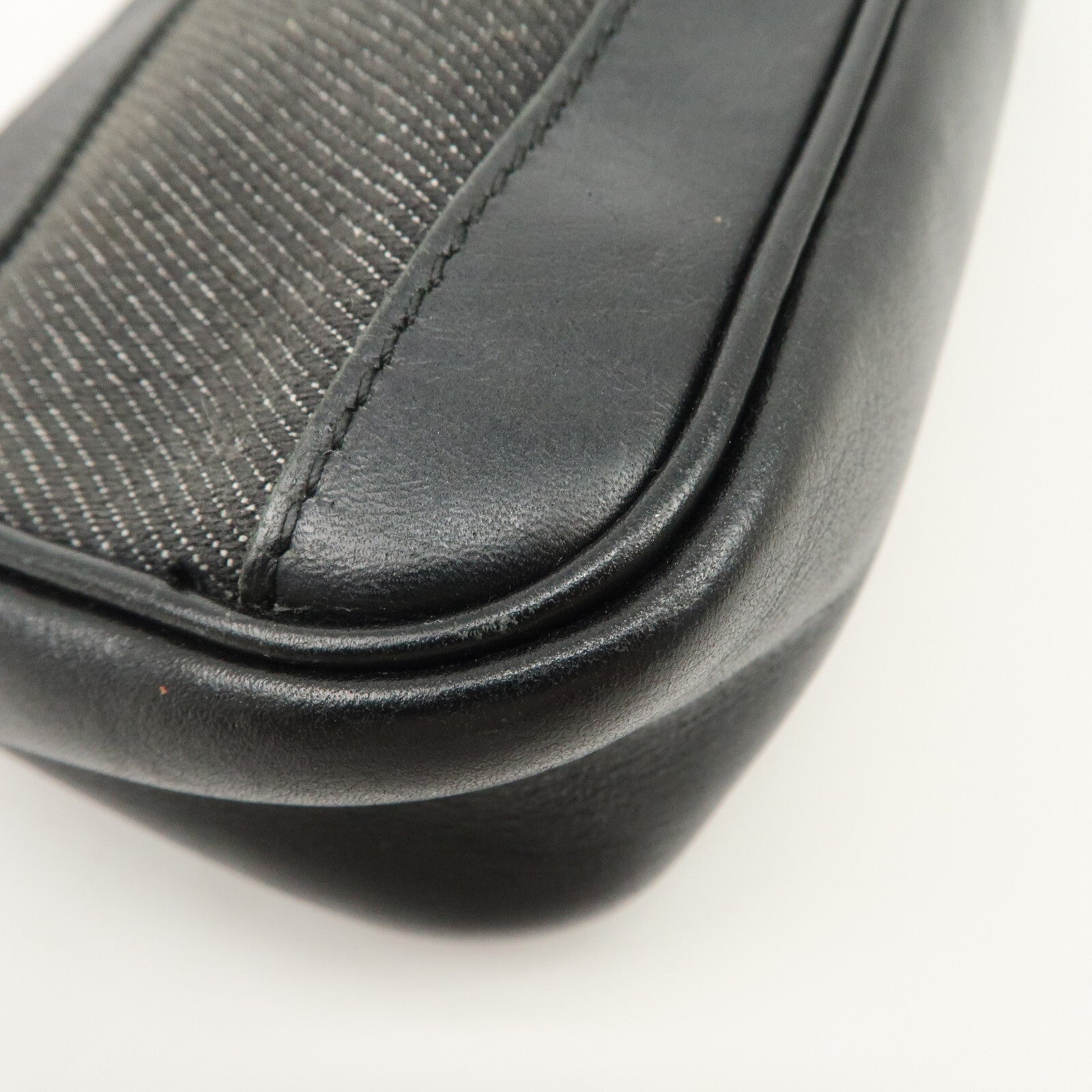 Gucci Sherry Accessory Pouch - Black, Canvas, Leather 